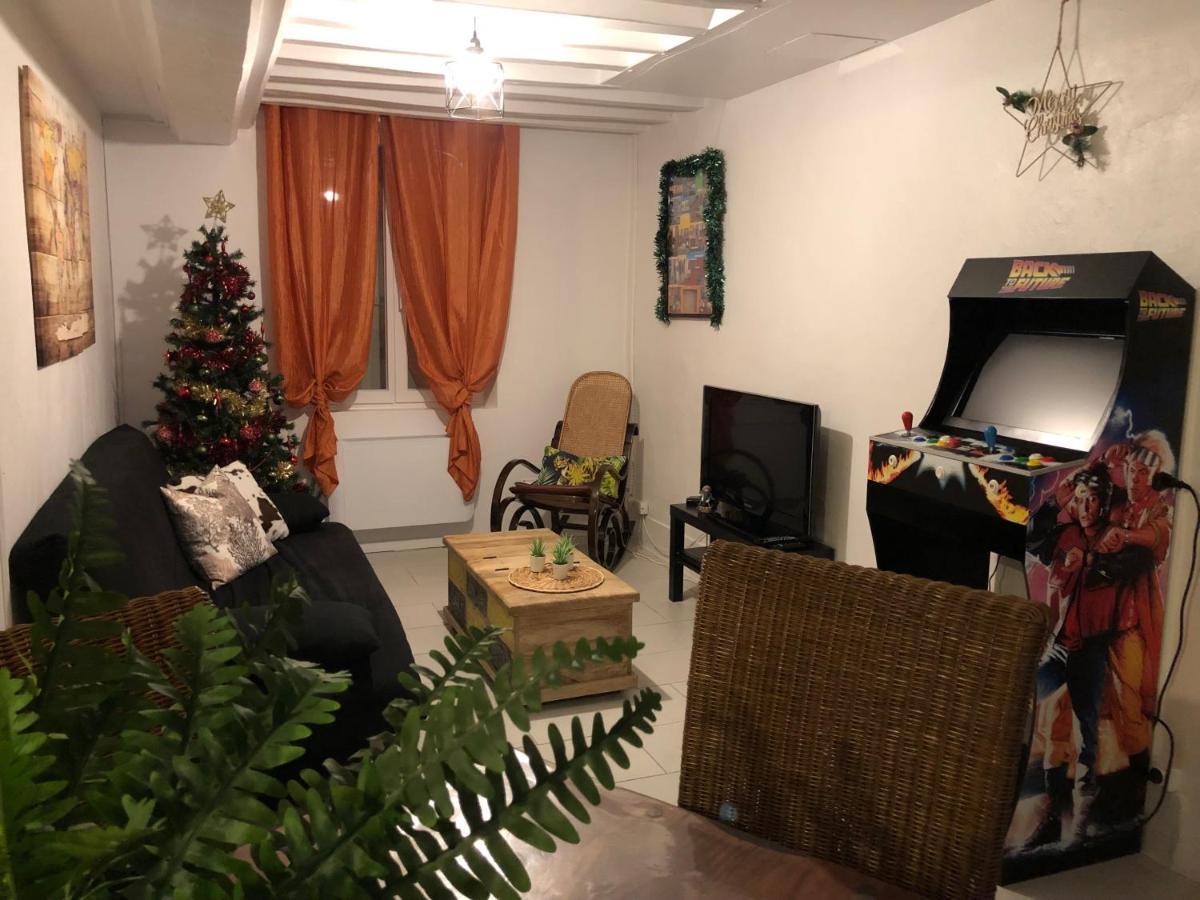 Le Cocoon D'Annabelle - Jolie Maison Avec Jeux Et Grand Jardin Pierrefitte-sur-Sauldre Εξωτερικό φωτογραφία